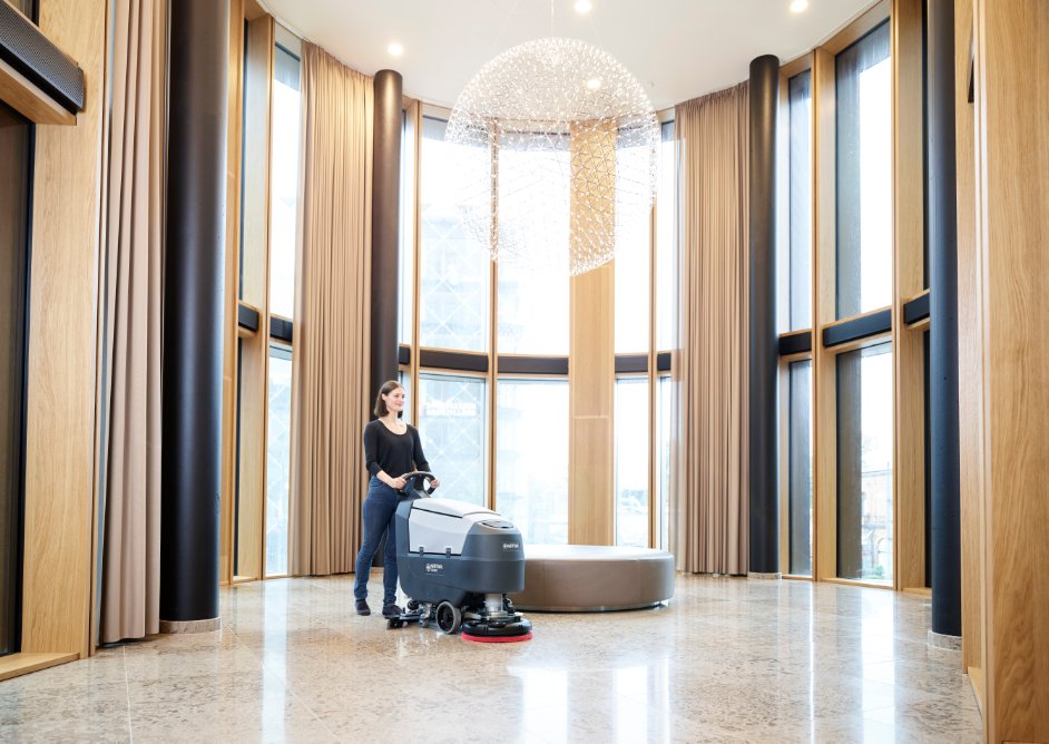 Nilfisk Scheuersaugmaschine SC401 - Anwendung 06