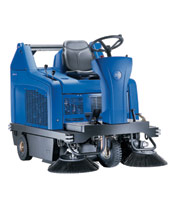 Nilfisk Scheuersaugmaschine FLOORTEC R 680 P