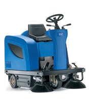 Nilfisk Kehrmaschine FLOORTEC R 570 P