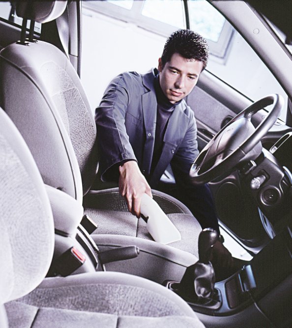 Nilfisk Teppichreiniger AX14 - 02